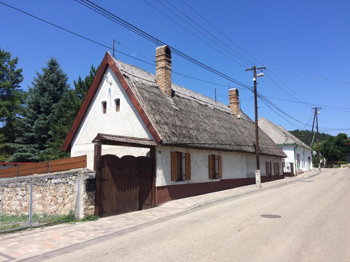 Oereghaz 1839 Hotel Чопак Екстериор снимка